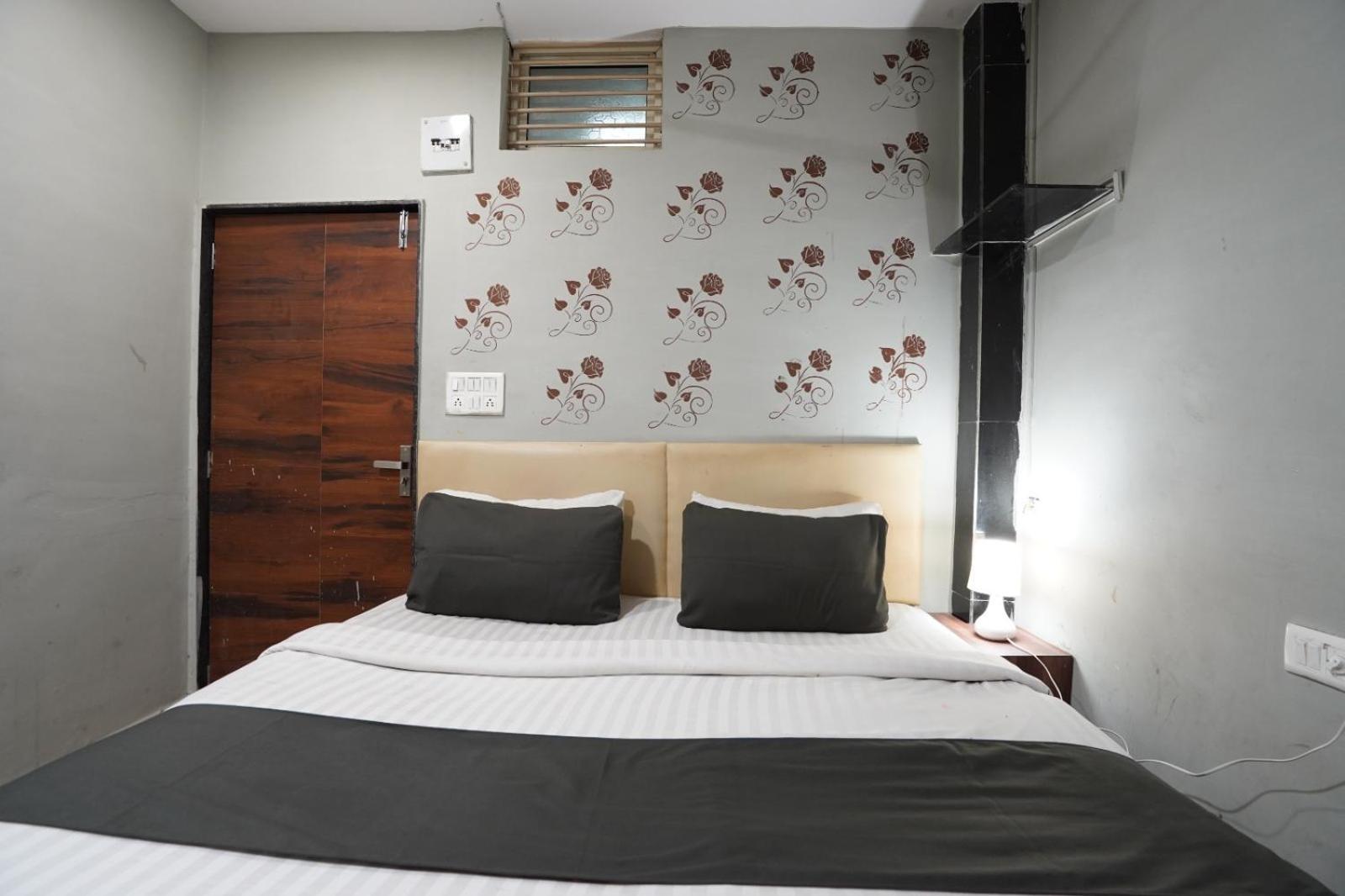 Hotel Sai Inn, Ahmedabad Airport 외부 사진